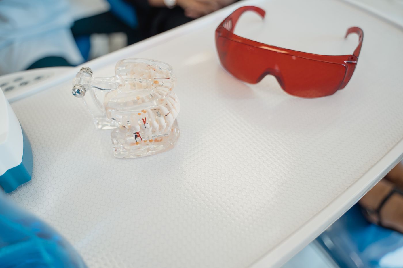 Root canal tooth model